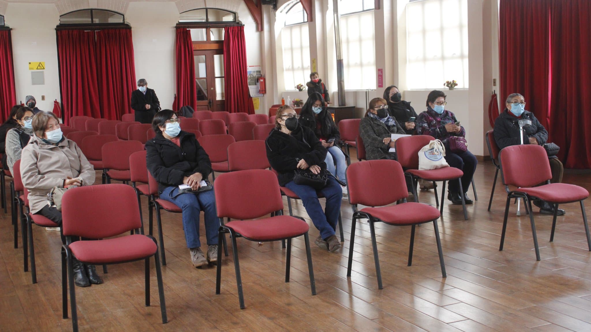CUADRILLA SANITARIA DE LA SEREMI DE SALUD ARAUCANÍA, INICIÓ CAPACITACIÓN COVID  A ADULTOS  MAYORES DE PURÉN