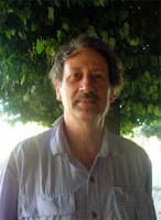 TOM DILLEHAY EN PURÈN