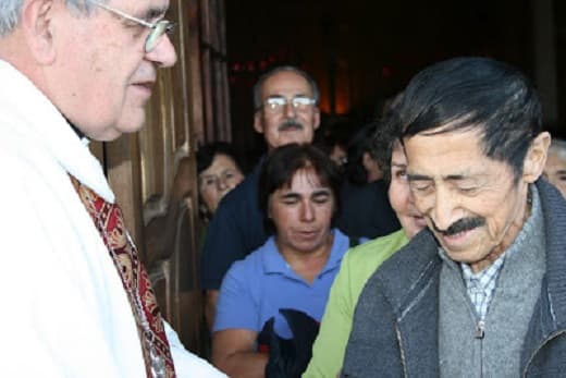 TÍO LITO” FUE DESPEDIDO POR CIENTOS DE PURENINOS.