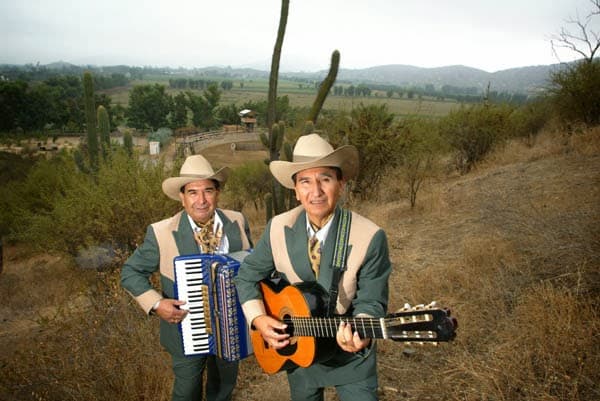 HERMANOS-BUSTOS-EN PURÉN