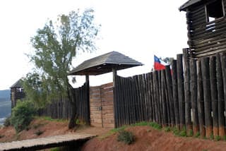 RECAMBIO DE EMPALIZADA EN FUERTE DE PUREN