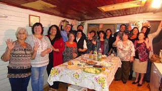 ALCALDE CON TUTORAS RESIDENCIA FAMILIAR