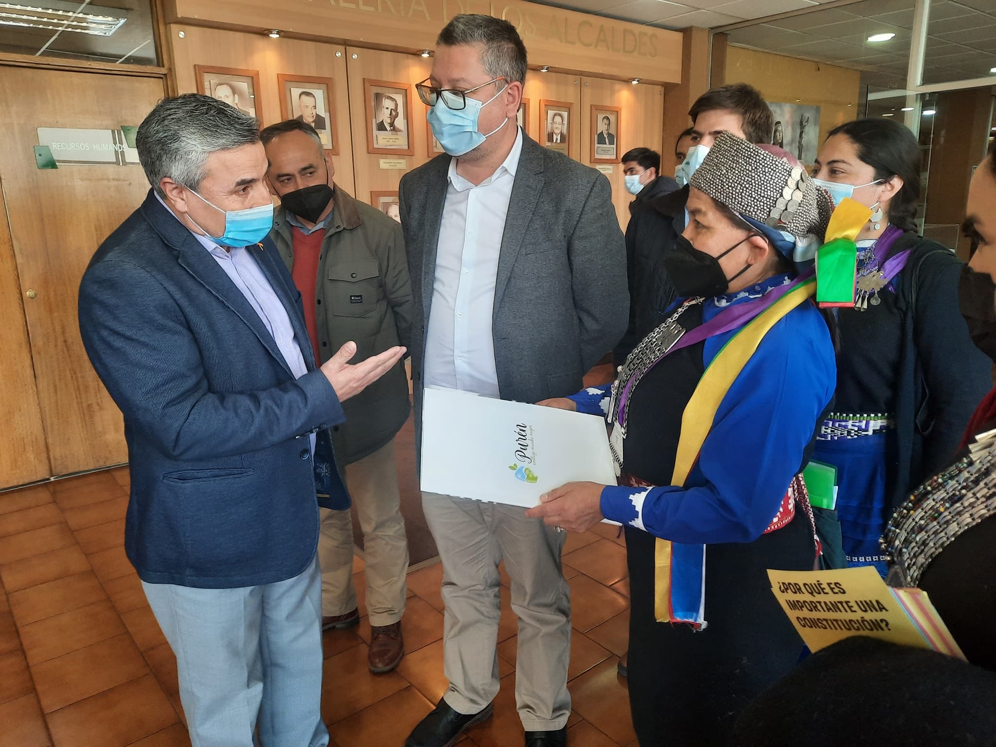 alcalde de purén entrega planteamientos a pdta. de conv constituyente