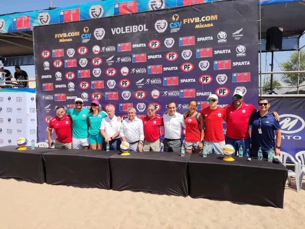 ALCALDE DE PURÉN ASISTIÓ A CEREMONIA DE INAUGURACIÓN DE CIRCUITO SUDAMERICANO DE VOLEIBOL QUE SOLIDARIZARÁ CON PURÉN