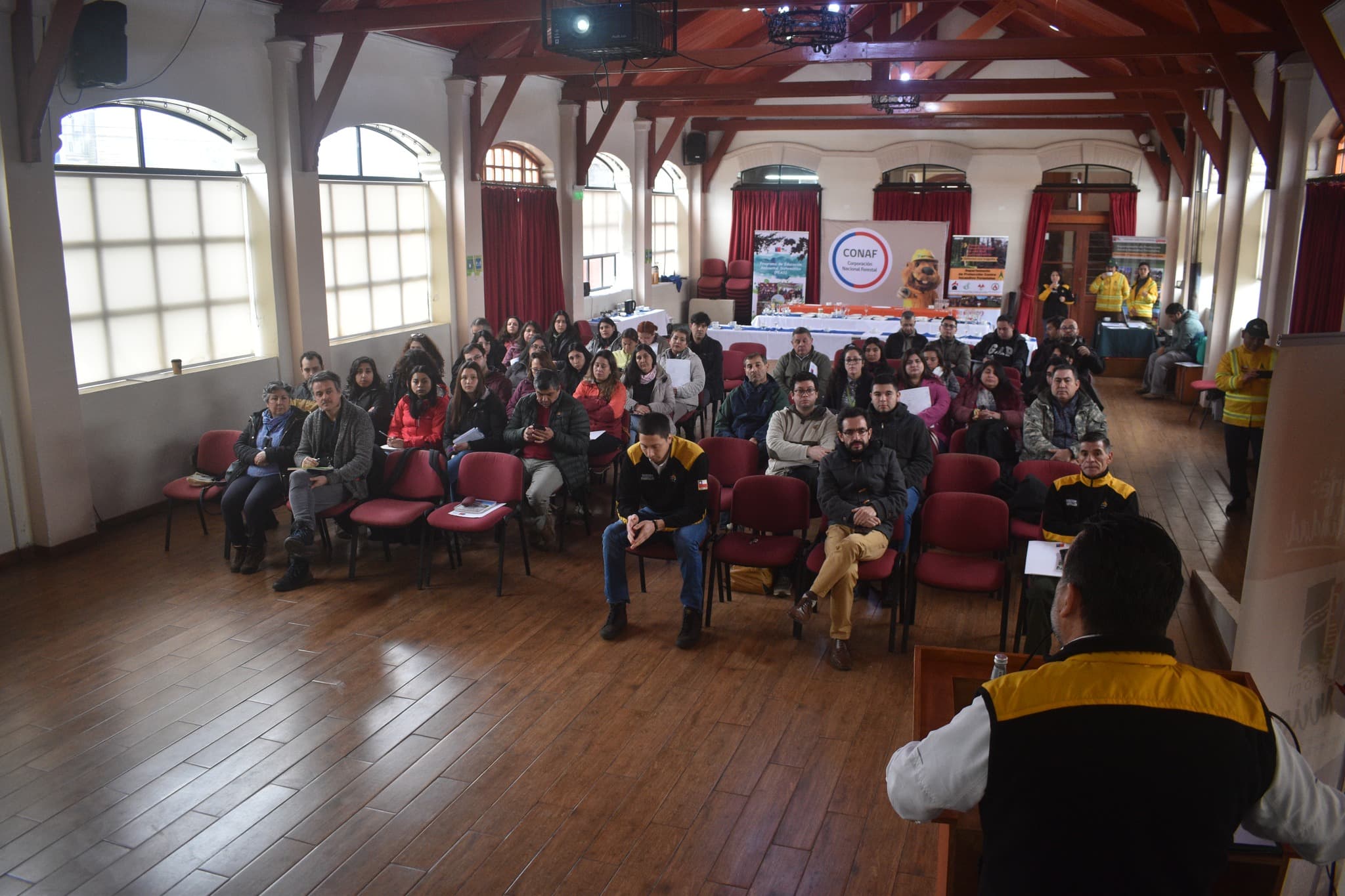 CONAF Y MINVU REALIZÓ JORNADA DE CAPACITACIÓN, EN PURÉN