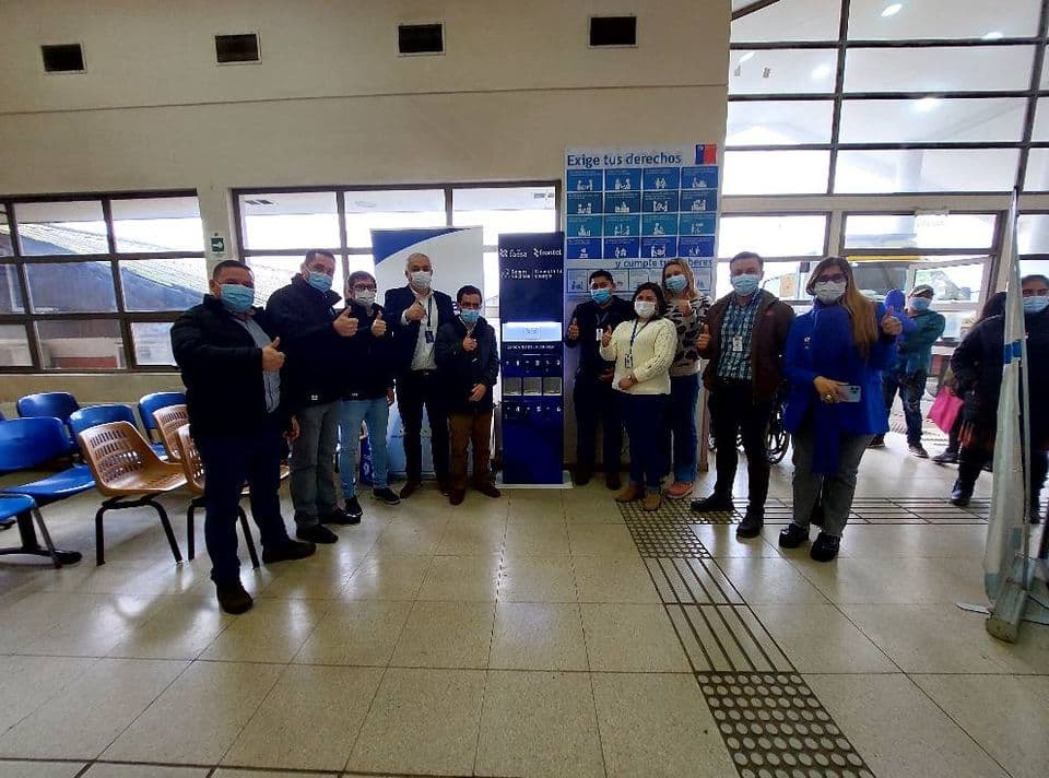 SALA DE URGENCIAS DE PURÉN CUENTA CON TÓTEM DE CARGA DE DISPOSITIVOS MÓVILES