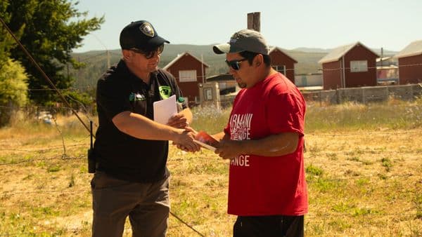 CERCA DE 90 FUNCIONARIOS MUNICIPALES RECORRIERON LA COMUNA PURÉN EN CAMPAÑA DE PREVENCIÓN DE INCENDIOS
