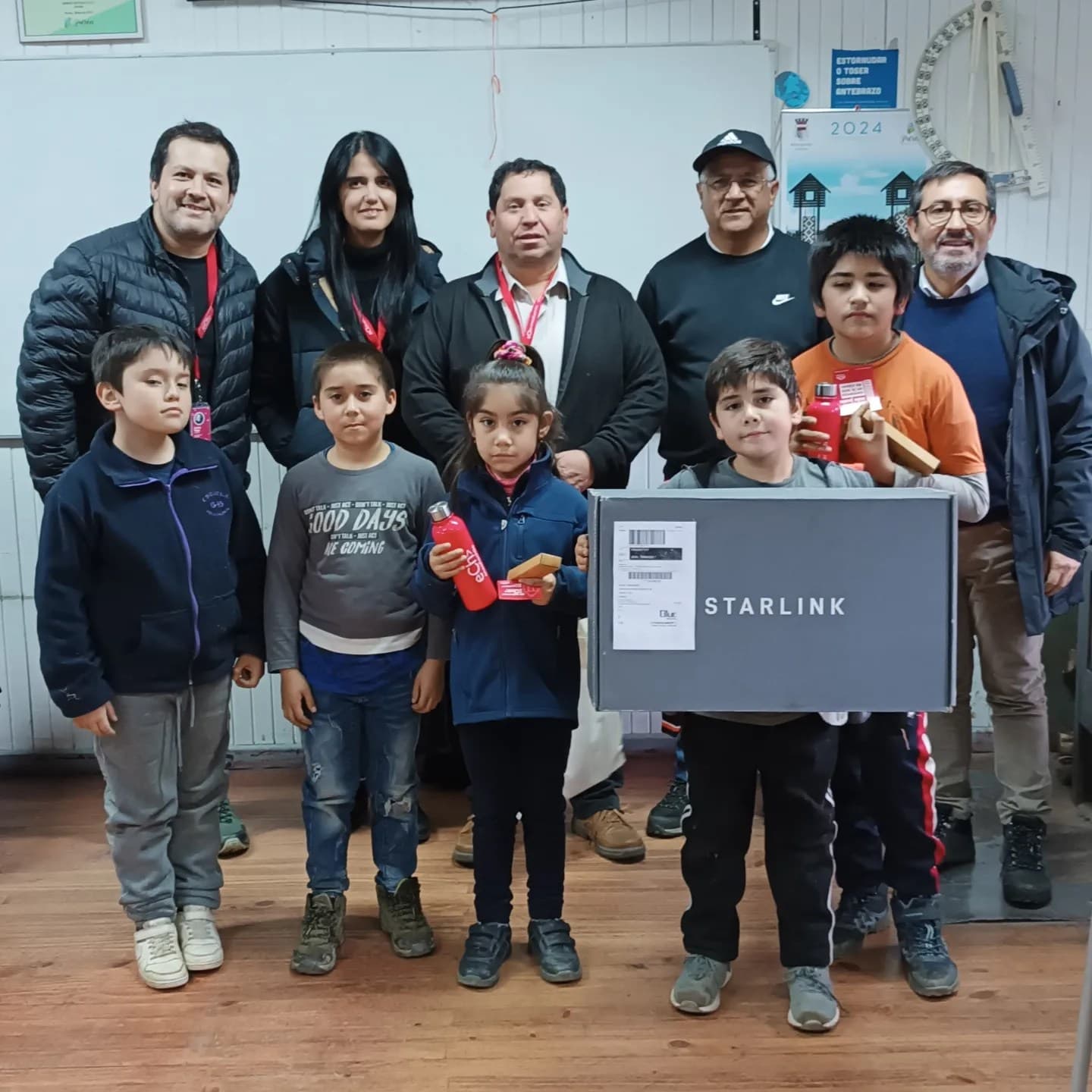 FELICES ALUMNOS DE ESC.»PELLAHUENCO», EN PURÉN