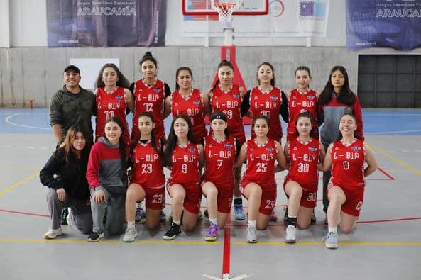 JUEGOS NAC. DEP ESC. IND: BÁSQUETBOL FEM. SUB 17 LICEO «BICENTENARIO IINDÓMITO» DE PURÉN, CLASIFICÓ A FINAL REGIONAL.